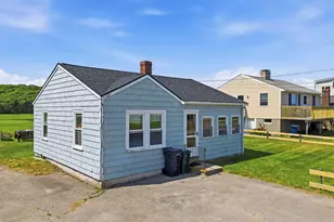18-22 Fortunes Rocks Rd, Biddeford, ME 04005 - Photo 17