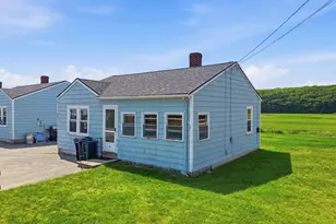 18-22 Fortunes Rocks Rd, Biddeford, ME 04005 - Photo 15