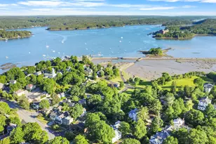 16 Summer St, Wiscasset, ME 04578 - Photo 9