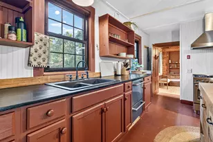 16 Summer St, Wiscasset, ME 04578 - Photo 13