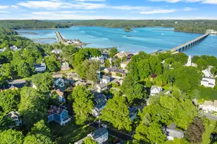 16 Summer St, Wiscasset, ME 04578 - Photo 9