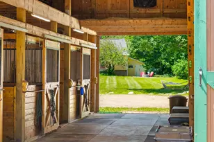 323 Ridge Rd, Monmouth, ME 04259 - Photo 21