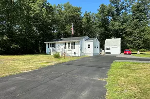 527 High St, North Berwick, ME 03906 - Photo 1
