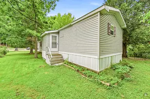 42 Sparrow Dr, Augusta, ME 04330 - Photo 5