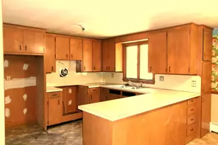 218 Bowdoinham Rd, Lisbon, ME 04252 - Photo 9