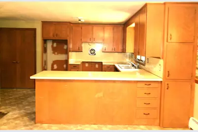 218 Bowdoinham Road, Lisbon, ME 04252 - Photo 11