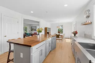 22 Muirfield Rd, Cumberland, ME 04021 - Photo 9