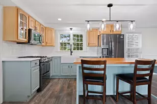 565 Main St, Corinth, ME 04427 - Photo 13