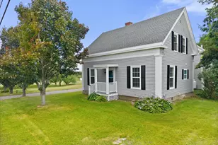 565 Main St, Corinth, ME 04427 - Photo 3