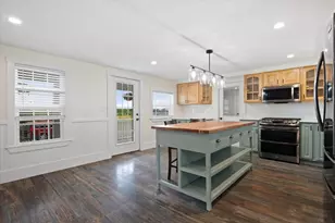 565 Main St, Corinth, ME 04427 - Photo 15