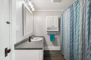 565 Main St, Corinth, ME 04427 - Photo 19