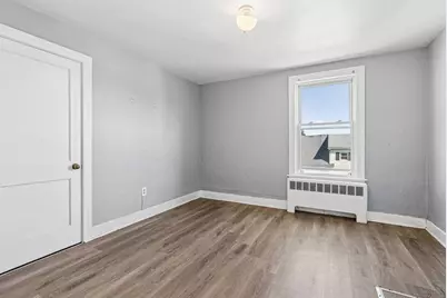 25 Howe Street, Lewiston, ME 04240 - Photo 13