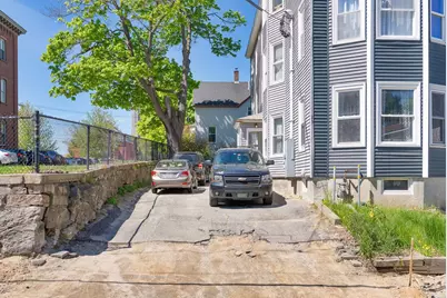 25 Howe Street, Lewiston, ME 04240 - Photo 33