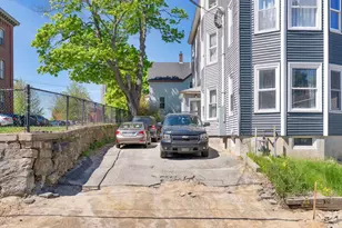 25 Howe St, Lewiston, ME 04240 - Photo 33