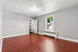 25 Howe St, Lewiston, ME 04240 - Photo 15
