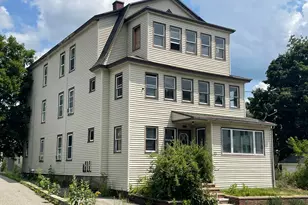 232 Franklin St, Rumford, ME 04276 - Photo 3