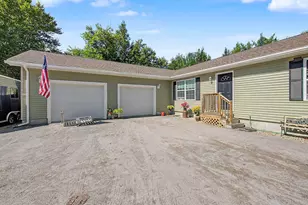 49 Lion Ln, Oxford, ME 04270 - Photo 3