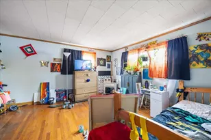 17 Willett St, Biddeford, ME 04005 - Photo 5