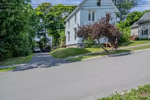 36 Larkin St, Bangor, ME 04401 - Photo 3