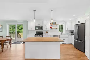 34-36 Clayton Ln, Kittery, ME 03904 - Photo 11