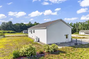 11 Welchville Commons Dr, Oxford, ME 04270 - Photo 35