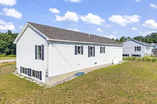11 Welchville Commons Dr, Oxford, ME 04270 - Photo 33