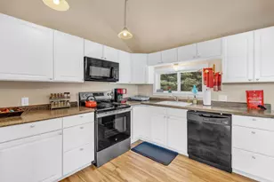 443 Cranberry Rd, Cranberry Isles, ME 04625 - Photo 13