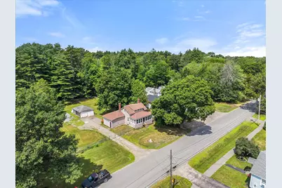 557 Brunswick Street, Old Town, ME 04468 - Photo 5