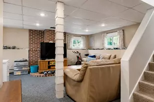 35 Ashmount St, Lewiston, ME 04240 - Photo 23
