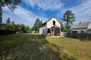 6 Delmont St, Presque Isle, ME 04769 - Photo 5