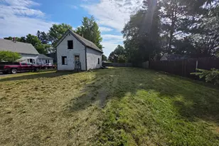 6 Delmont St, Presque Isle, ME 04769 - Photo 3