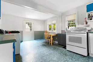 10 Frederick St, Rockland, ME 04841 - Photo 9