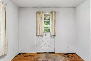 137 Pleasant St, Eliot, ME 03903 - Photo 17