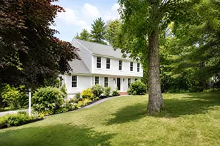337 Oakwood Dr, Yarmouth, ME 04096 - Photo 1