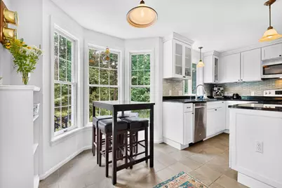 337 Oakwood Drive, Yarmouth, ME 04096 - Photo 9