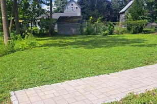 24 Jefferson St, Rockland, ME 04841 - Photo 3