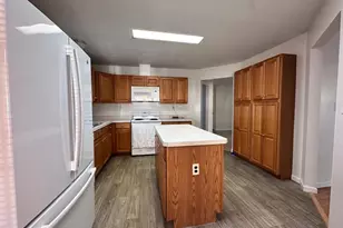 17 Candlewood Dr, Lyman, ME 04002 - Photo 9