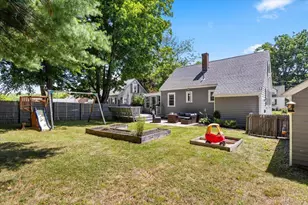 69 Boston St, South Portland, ME 04106 - Photo 33