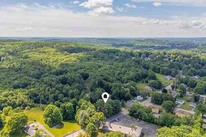 2 Teakwood Knolls, Lewiston, ME 04240 - Photo 3