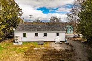 162 Waldo Ave, Belfast, ME 04915 - Photo 29