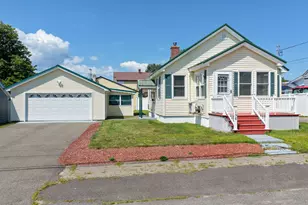 158 Congress St, Millinocket, ME 04462 - Photo 3