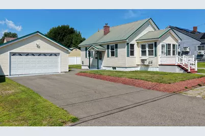 158 Congress Street, Millinocket, ME 04462 - Photo 5