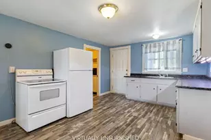 170 Holland St, Lewiston, ME 04240 - Photo 13