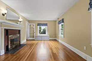 71 Stroudwater St, Westbrook, ME 04092 - Photo 11
