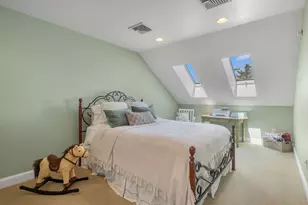 19 Bridge St, Kittery, ME 03904 - Photo 33