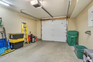 19 Bridge St, Kittery, ME 03904 - Photo 55