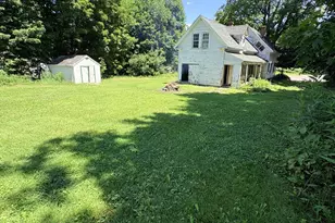 26 Mill St, Hartland, ME 04943 - Photo 9