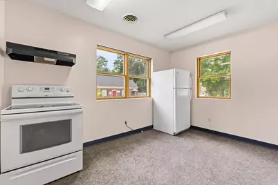 38 Union Street, Livermore Falls, ME 04254 - Photo 31