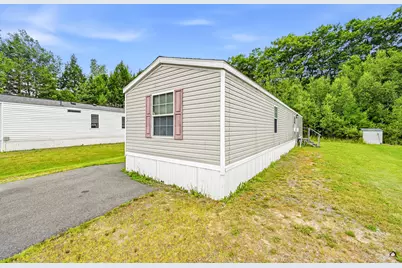 146 High Street #19, Oakland, ME 04963 - Photo 3