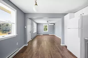 2461 Essex St, Orono, ME 04473 - Photo 7